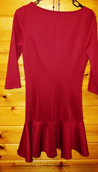 VENUS MAROON DRESS💕 - Picture 3 of 4